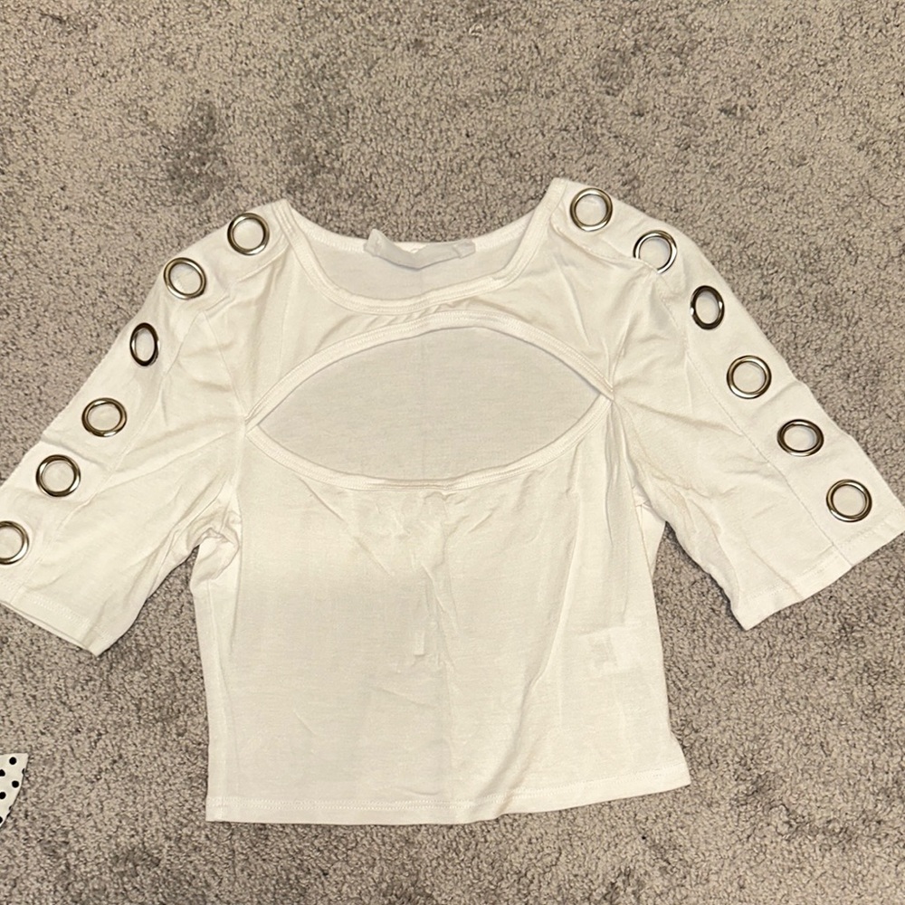 LF White Grommet Detail  Top xs